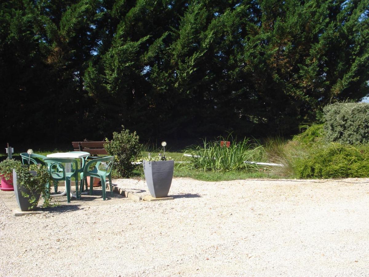 L'Oree Des Bois Dommartin-Les-Cuiseaux Exterior foto